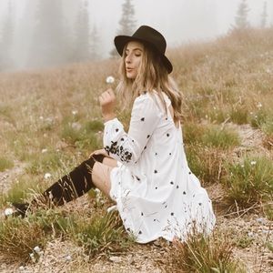 Meet your Posher, Daniella